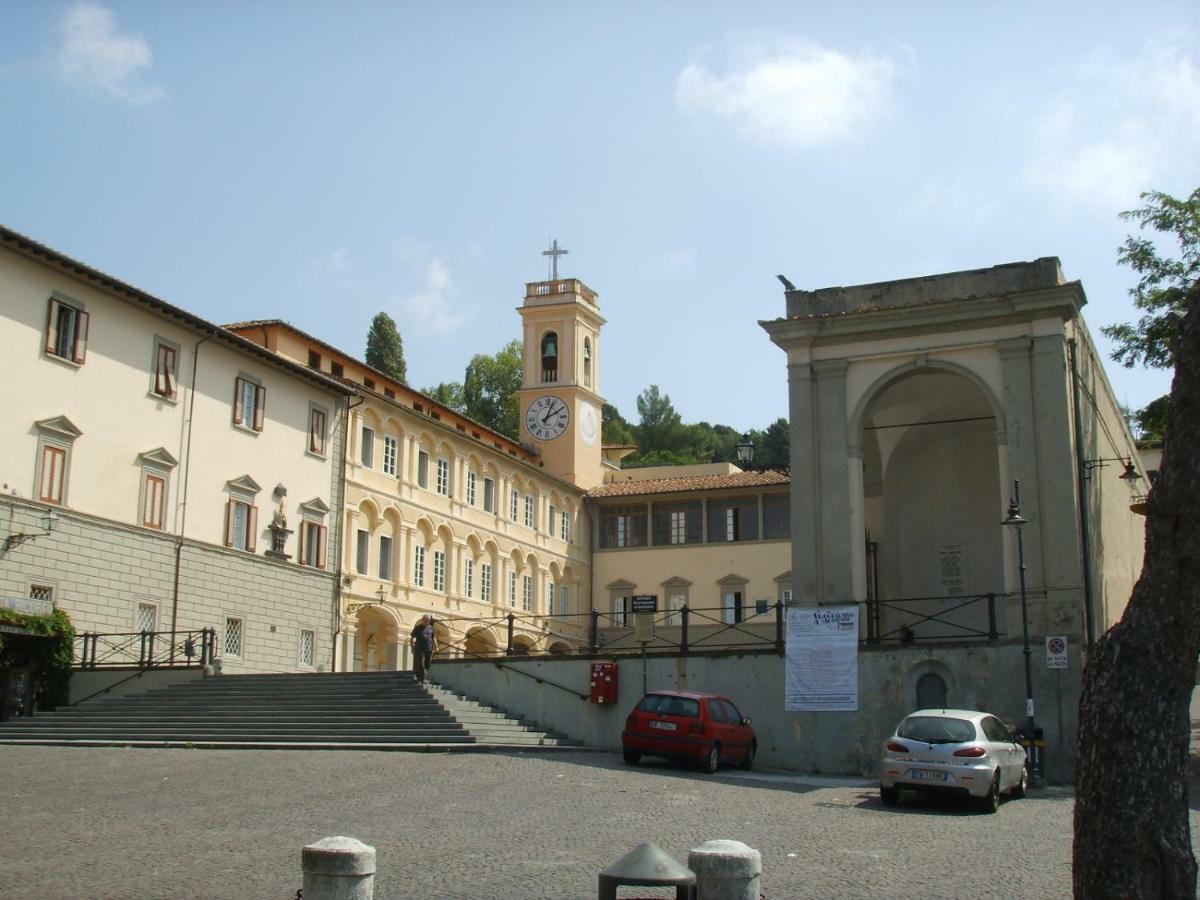 Hotel Houston Livorno - Struttura Esclusivamente Turistica - Not For Business Or Workers Bagian luar foto